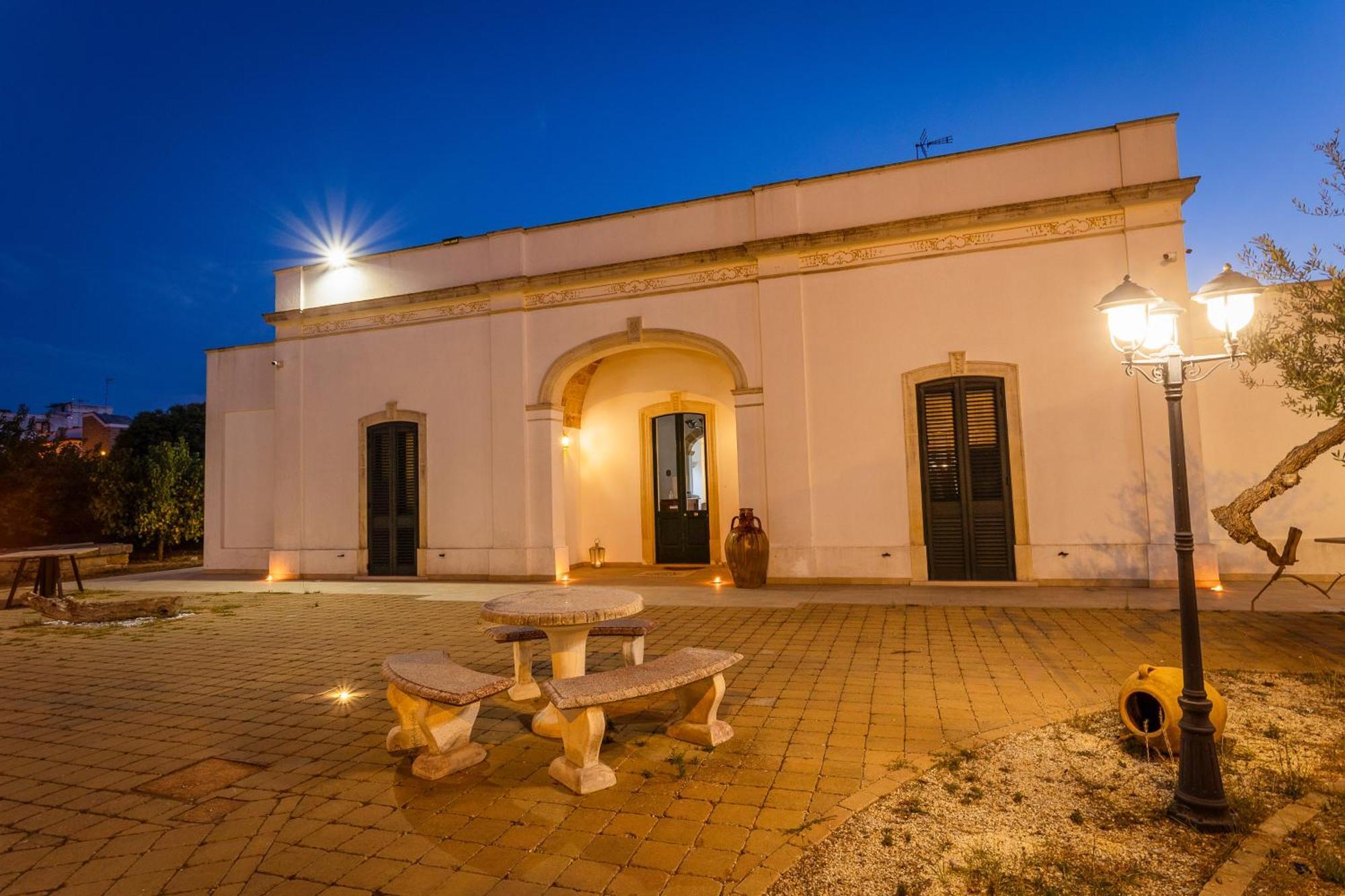 Affittacamere Giardino Delle Zie-Vicino Ospedale Cardinale Panico Tricase Exteriér fotografie